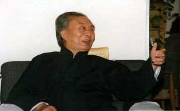 艾青诗选的春的读后感参考5篇