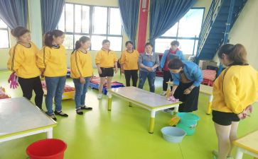 幼小班保育员工作计划6篇