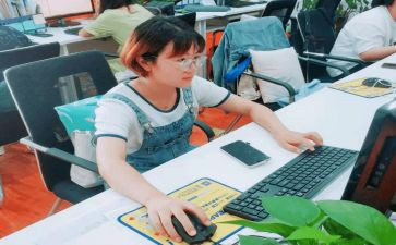 网络编辑人员述职报告5篇