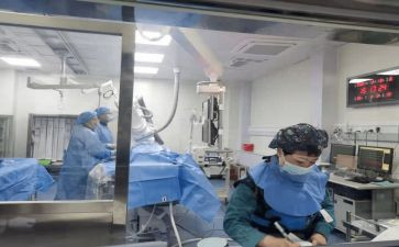 介入导管室护士述职报告6篇