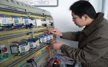 2024年电工班年度工作总结6篇