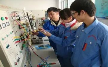2024年电工班年度工作总结优质8篇