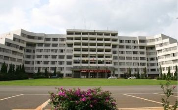 017高校教师述职报告通用6篇
