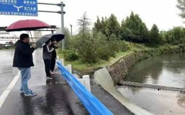 与爱高中作文800字参考5篇