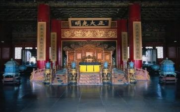 皇帝的新装0读后感7篇