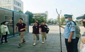 保护校园环倡议书8篇