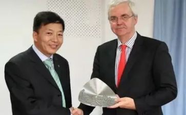 名校长经验交流发言稿8篇