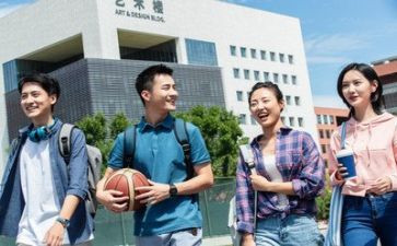 大学学生会自我介绍7篇