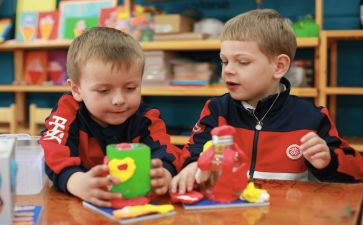 幼儿园中班下班务工作总结7篇